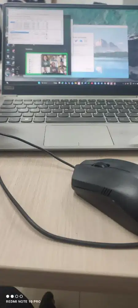 Dibutuhkan beberapa karyawati Customer Service