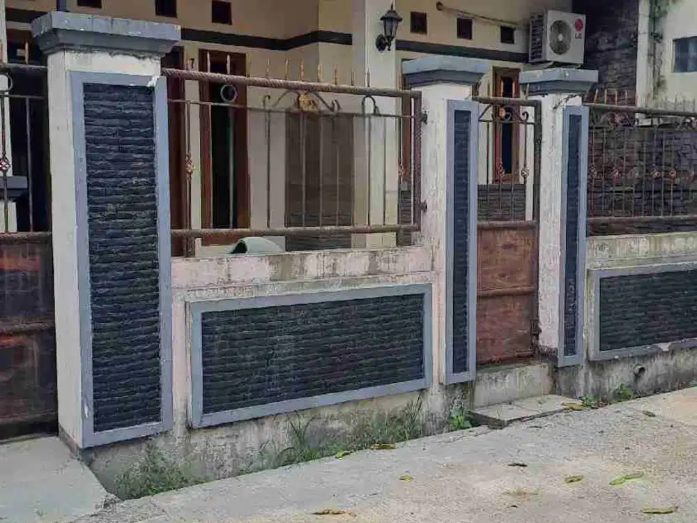 Rumah di Turangga Buah Batu lingkungan nyaman