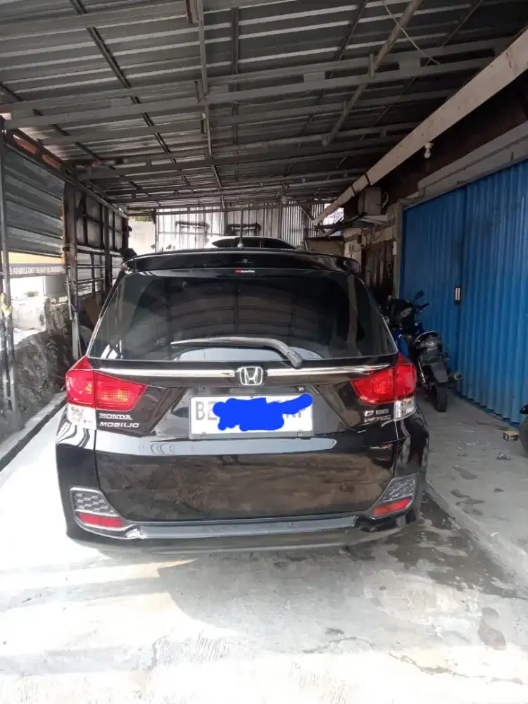 Di jual Mobil Honda Mobilio Nik 2018.