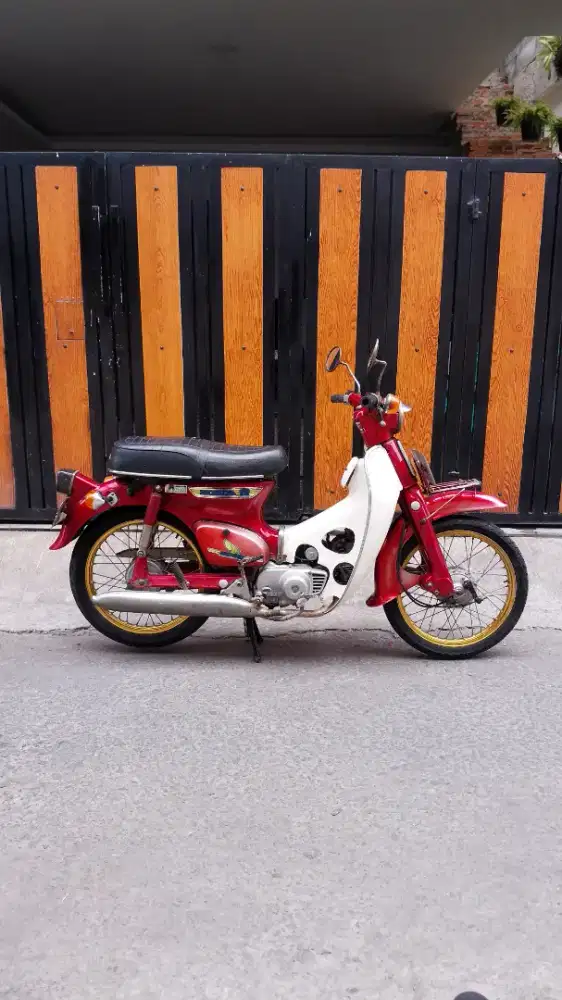 Honda C70 Tahun 1979