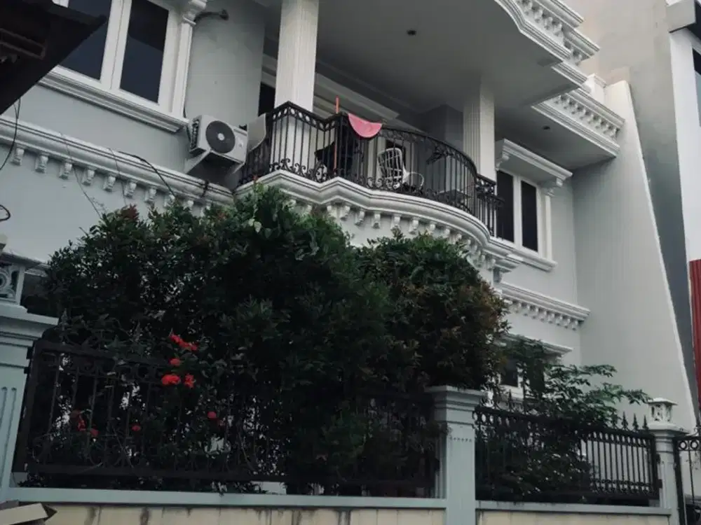 DIJUAL RUMAH 2 LANTAI – KOMPLEK ANGKASA PURA, KEMAYORAN, JAKARTA PUSAT