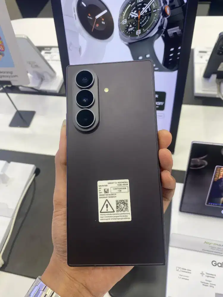 Promo Hp Samsung Z Fold 8 Ultra 12/256 Bisa Cicilan Tanpa Dp