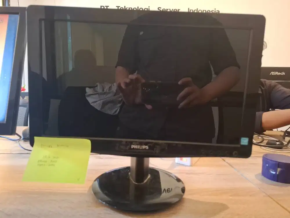 Monitor Philips 166V3LSB/70 15.6 Inch Normal