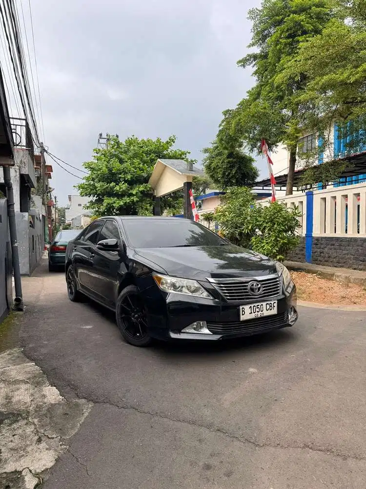Toyota Camry 2012 Bensin