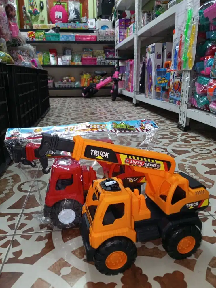 mainan anak truk crane