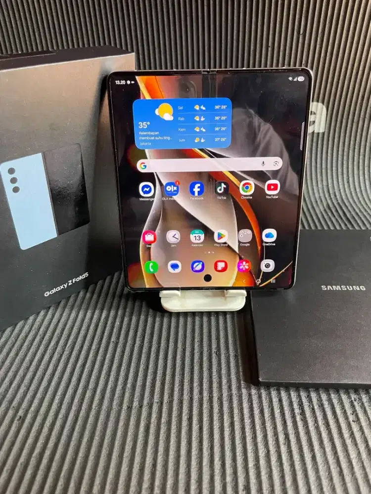 Samsung galaxy z fold 5 ram12/512gb resmi sein normal minus dikit