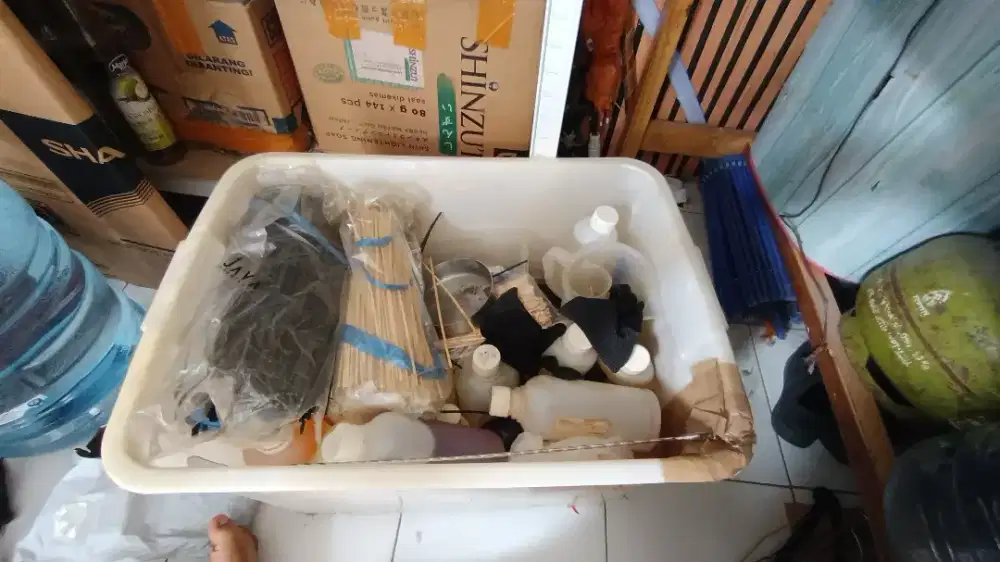 Pewangi ruangan difuser