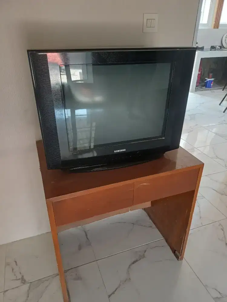 TV samsung tabung  21 inch