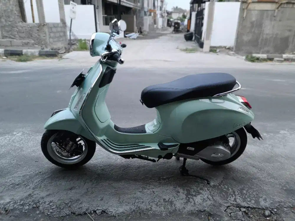 Piaggio vespa primevera 150 warna Hijau