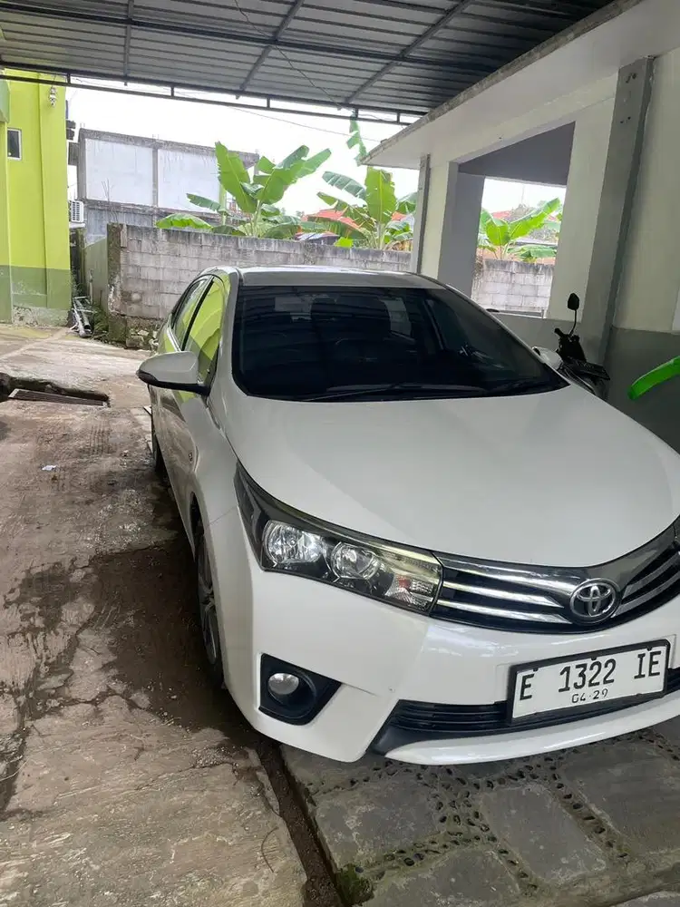 Corolla altis 2016