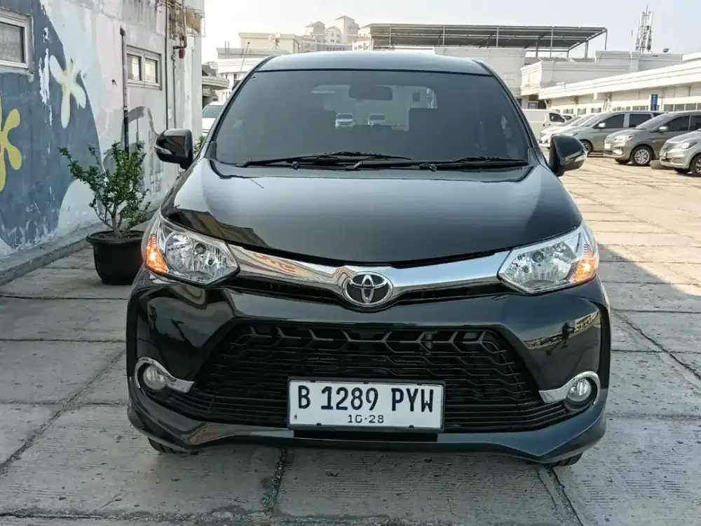 DP MINIM || AVANZA VELOZ 1.3 AT 2016/2017 HITAM TOYOTA G