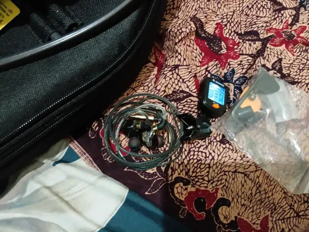 JUAL GITAR DONNER