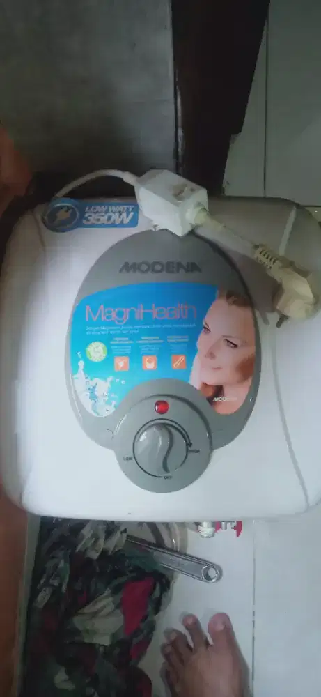 Pemanas air shower