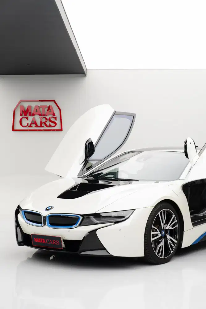 BMW i8 COUPE Hybrid Tahun 2017