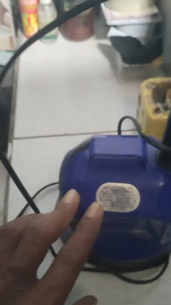 Di jual aja karena udh gak ada aquarium nya nya.