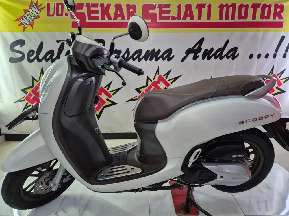 New Scoopy prestige keyless 2024 plat L istimewa