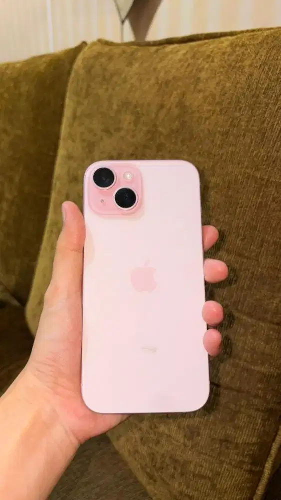 iPhone 15 128GB Pink iBox | BH 100% | Mulus 100% | Garansi Mei 2027