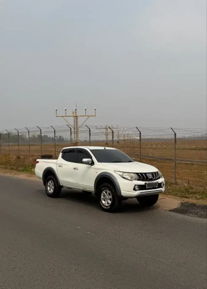 Mitsubishi Triton