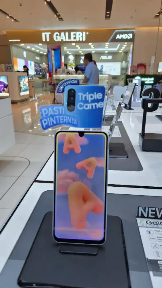 NEW GALAXY A18 LTE