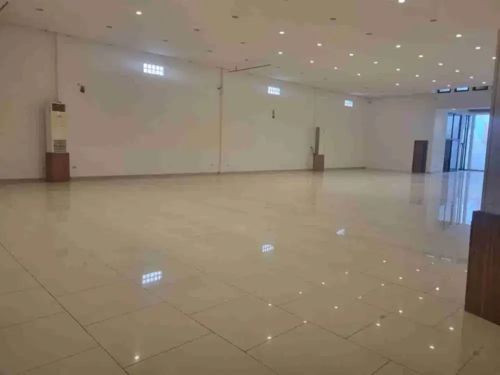 Ruang Usaha 2 Lantai Siap Pakai di Bkr Buah Batu Bandung