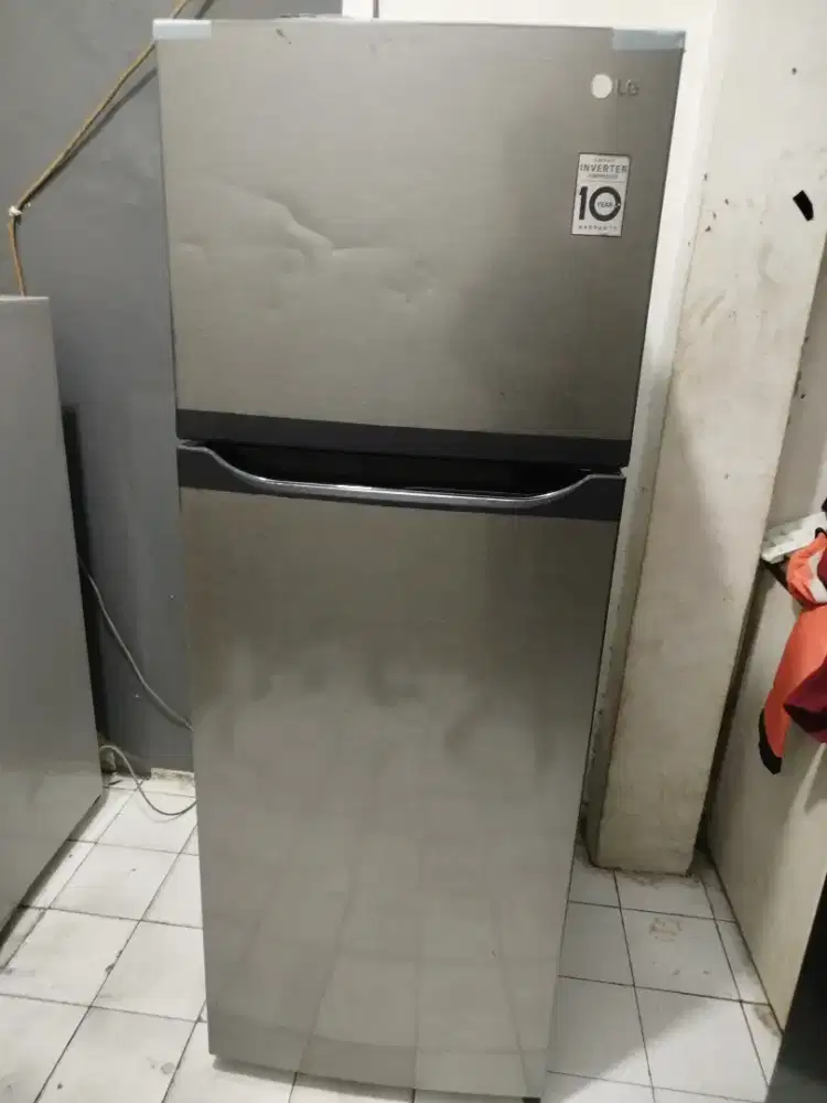Kulkas LG inverter