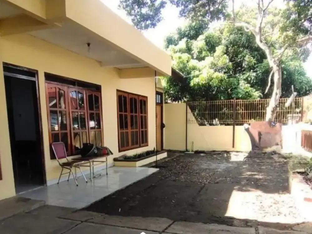 Jual Rumah Teras Luas Suasana Asri di Cemara Sidorejo Salatiga
