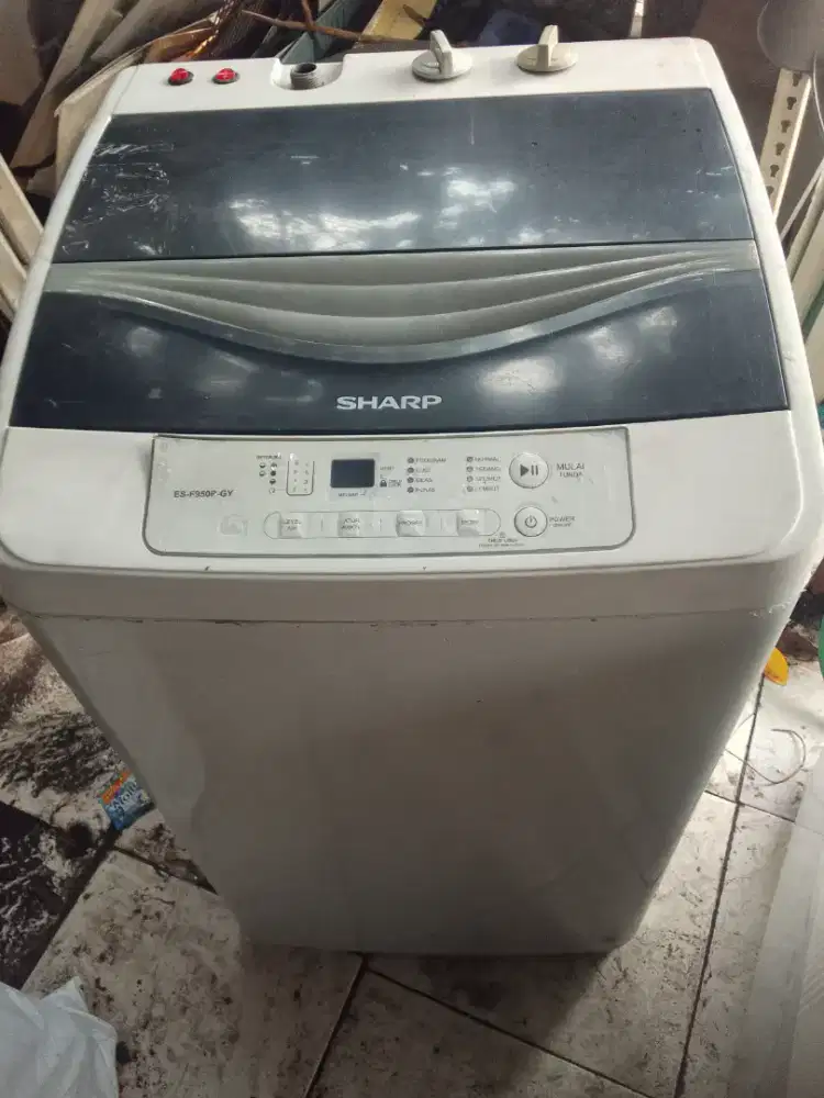 Dijual mesin cuci merek sharp 10 kilo sudah menual normal bagus