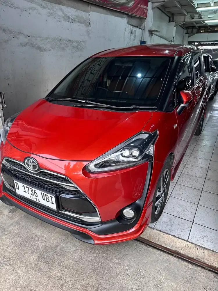 SIENTA Q MATIC 2017 - KM 55.ooo