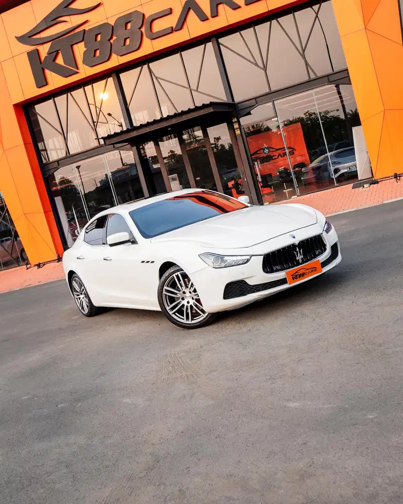 [BERGARANSI] MASERATI GHIBLI 3.0 S V6 MATIC THN 2014/2015 PUTIH LOW KM