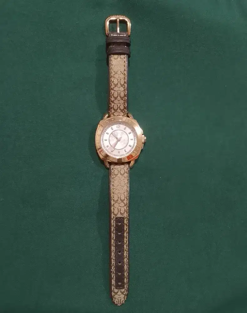 Jam Tangan Coach