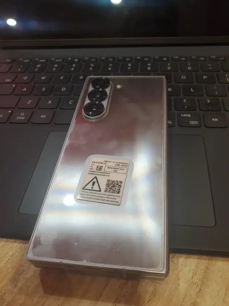 Samsung z fold 6