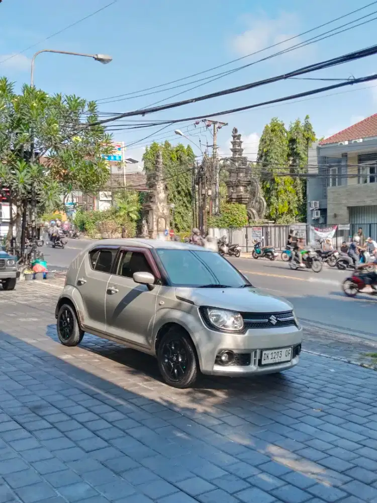 SUZUKI IGNIS MATIC ASLI BALI TANGAN PERTAMA LOW KM