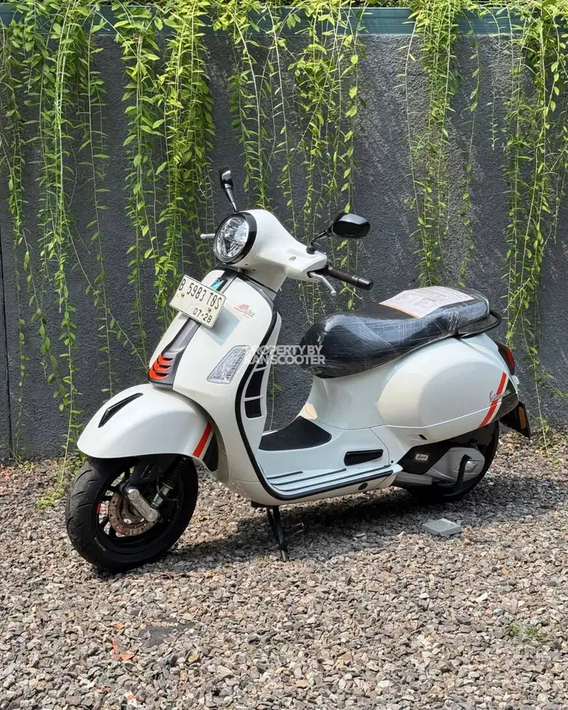 VESPA GTS S iGET ABS 4V FACELIFT “KEYLESS” 2023 BERGARANSI