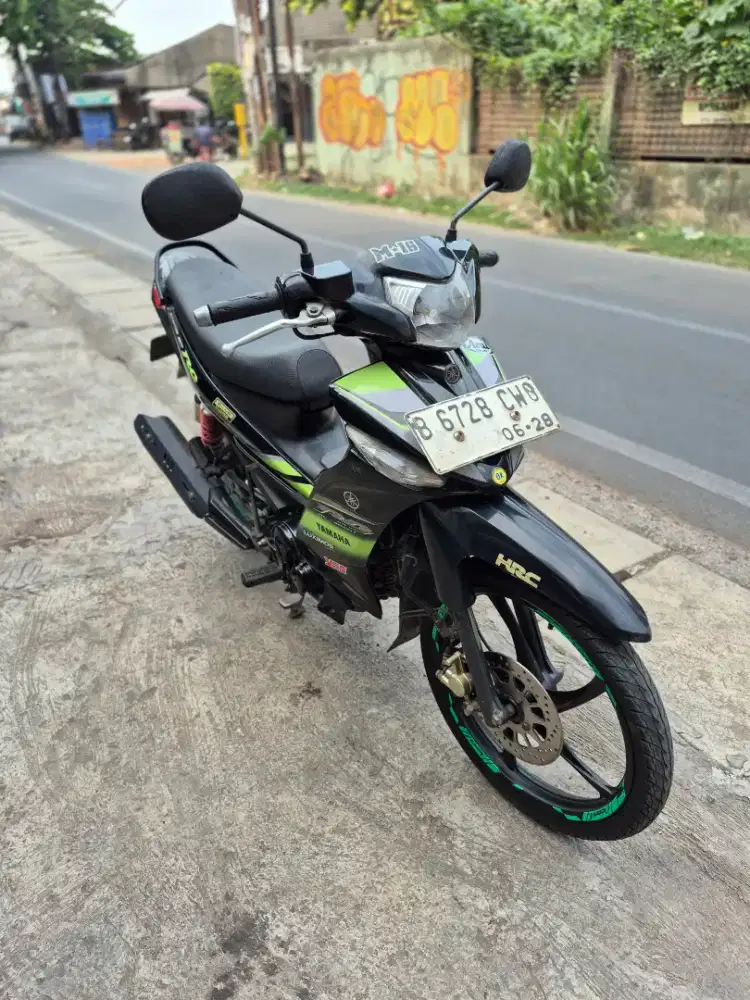 Dijual Yamaha Vega ZR tahun 2013 surat lengkap