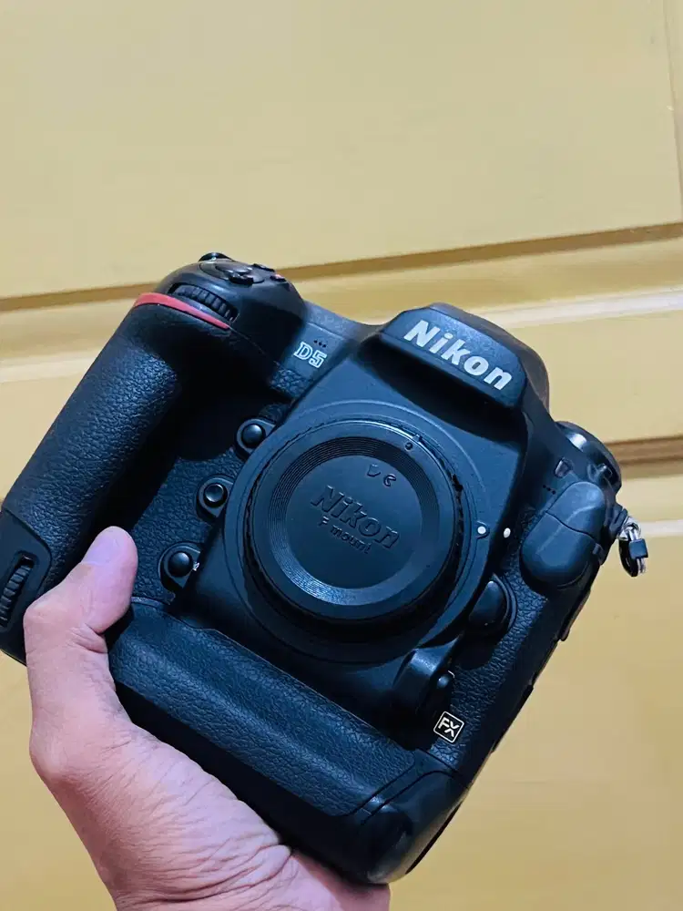 nikon d5 mulus murah