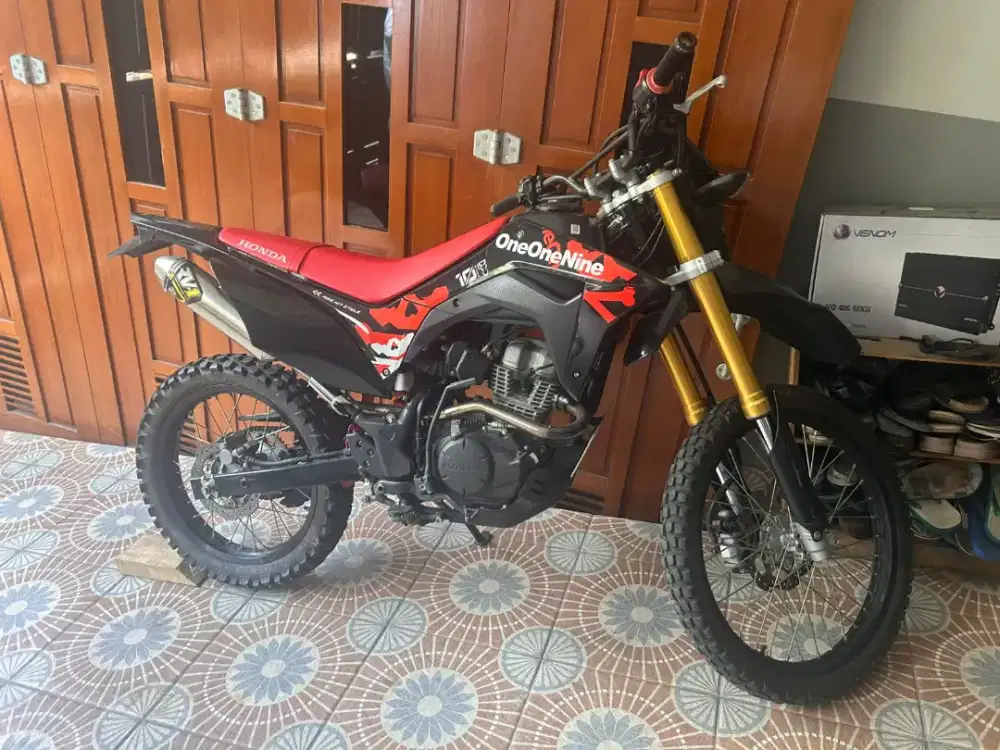 Dijual cepat motor honda trail tgn 1 dr baru .mulus siap meluncur