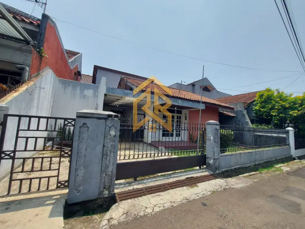 Rumah Lama Terawat di Lokasi Strategis - Suryalaya, Buahbatu, Bandung Bebas Banjir, Akses Mudah, Fasilitas Lengkap
