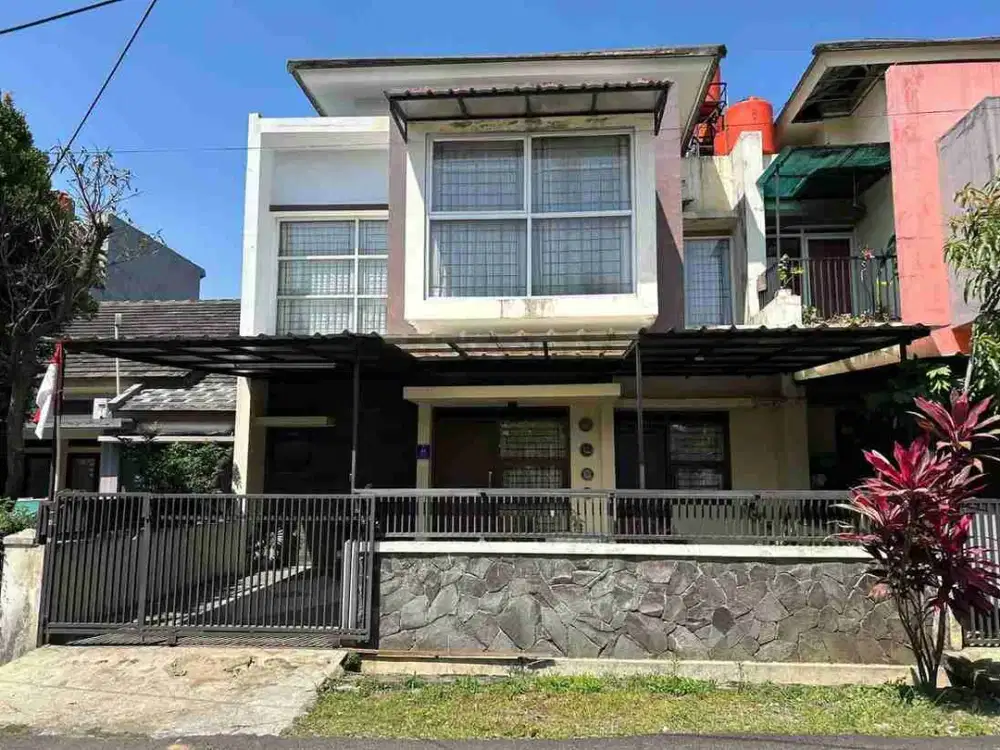 Dijual Cepat Rumah Mewah 2 Lantai Dekat Griya Arcamanik Area Cisaranteun Antapani Bandung