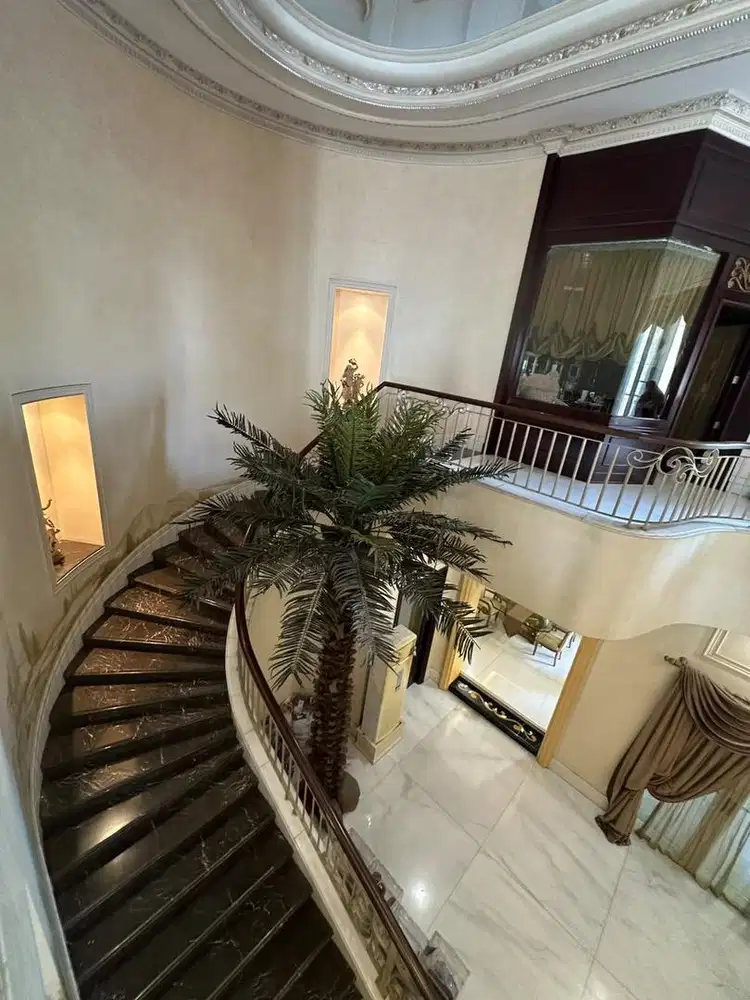 FULLY FURNISHED! RUMAH MEWAH PAKUWON INDAH VBR 1 CLASSIC MODERN BAGUS