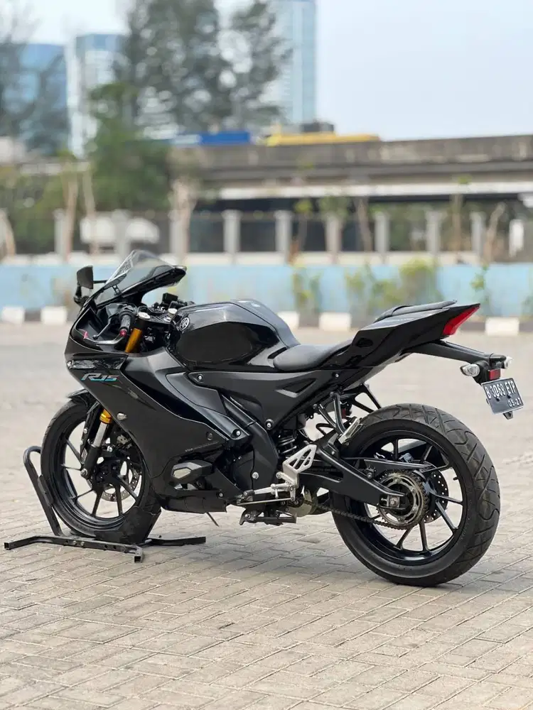 YAMAHA R15 V4 2022 BLACK KM 5K PAJAK PANJANG RASA BARU