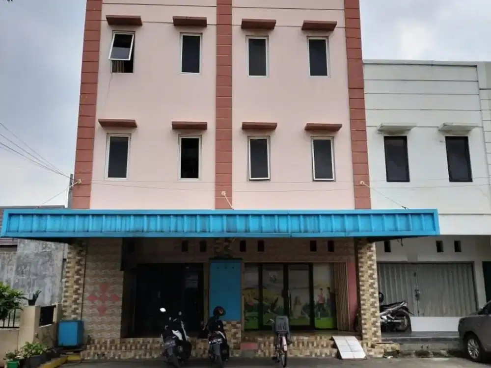 Ruko 3 Lantai Siap Pakai di Vila Pekayon Bekasi