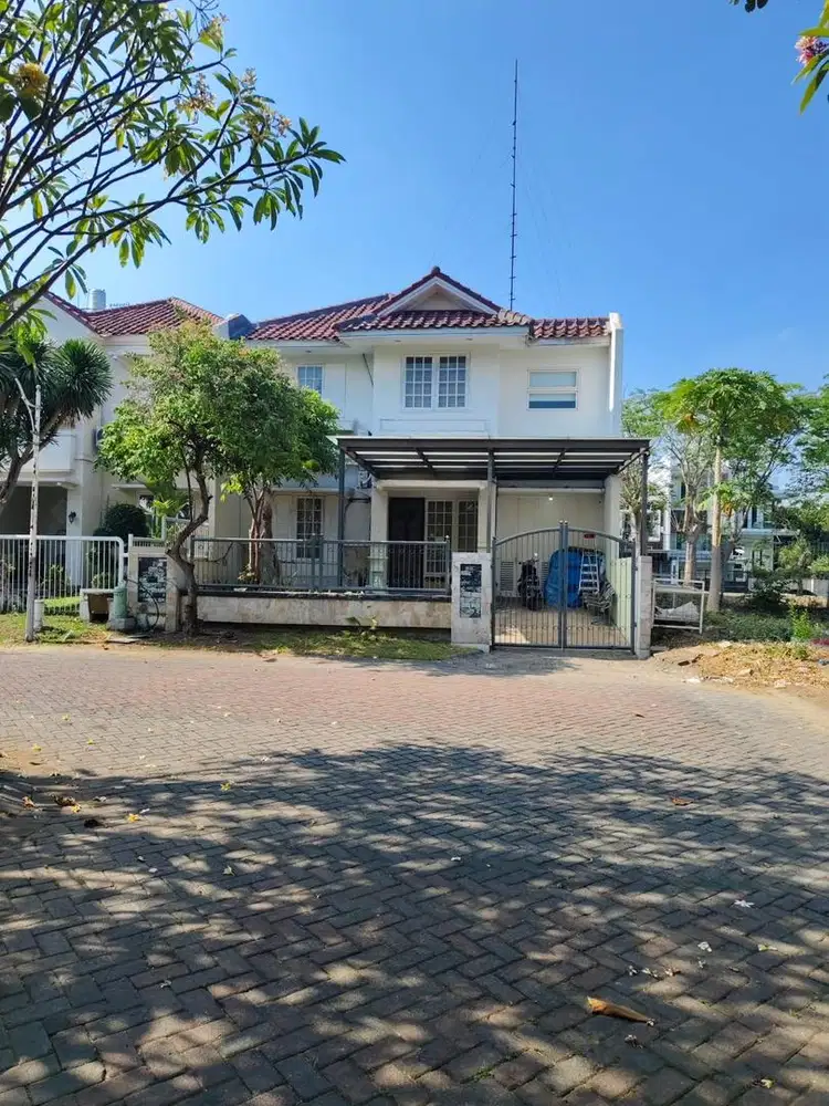 MURAH! RUMAH CITRALAND VILLA SENTRA RAYA DEKAT GWALK ROW LEBAR LUAS