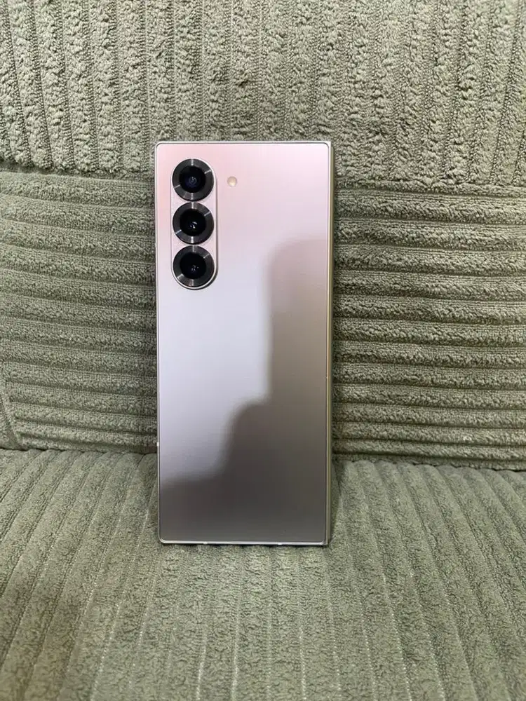 Samsung Zfold6 12/256 resmi
