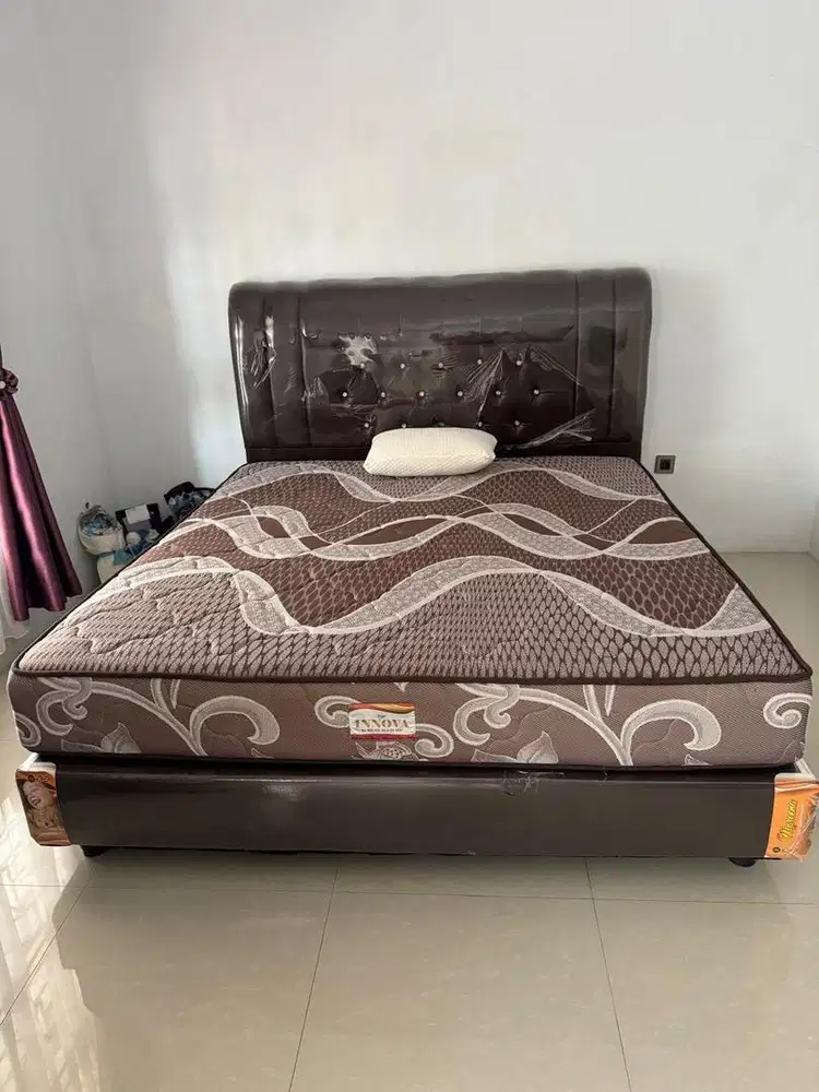 Kasur dan Dipan