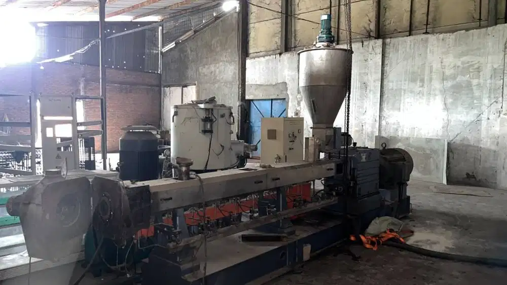 Dijual Mesin Plastic Extruder Compounding BEIER TSK73B