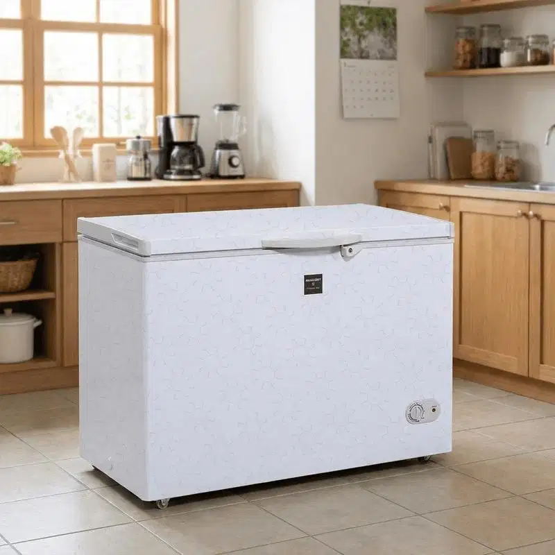 freezer box sharp 195L