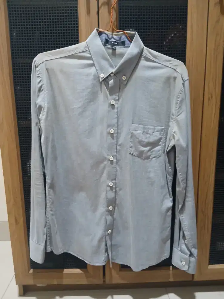 Kemeja lengan panjang MAX