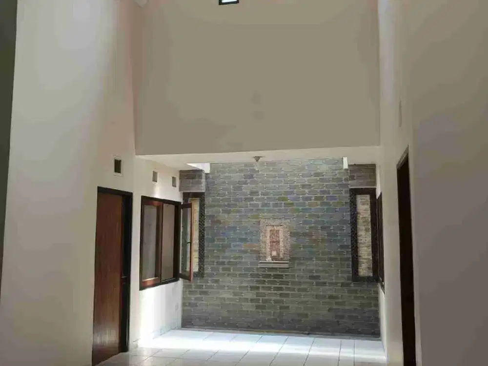 Disewakan Rumah AlamSutera
Sutera Kirana
