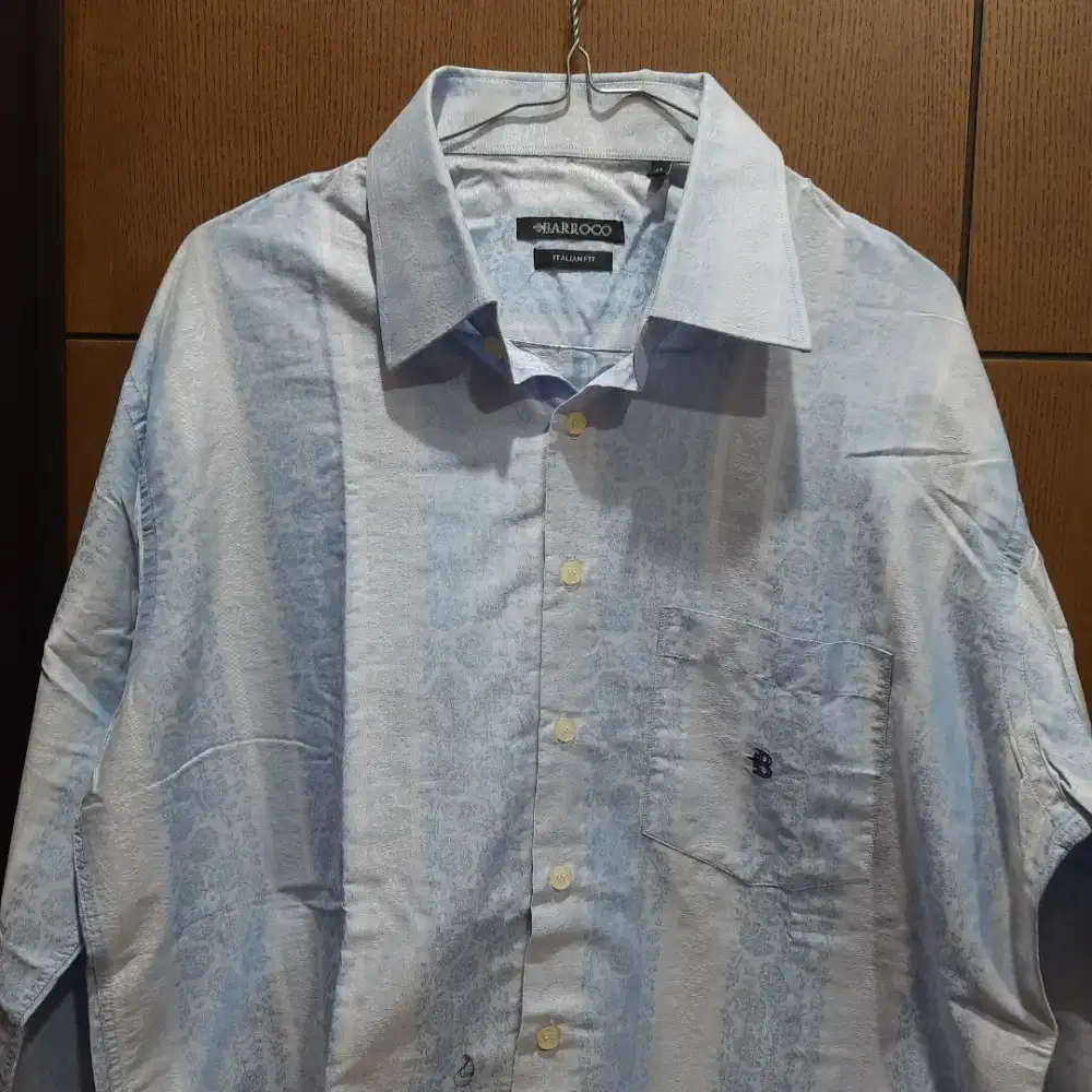 Pakaian kaos celana