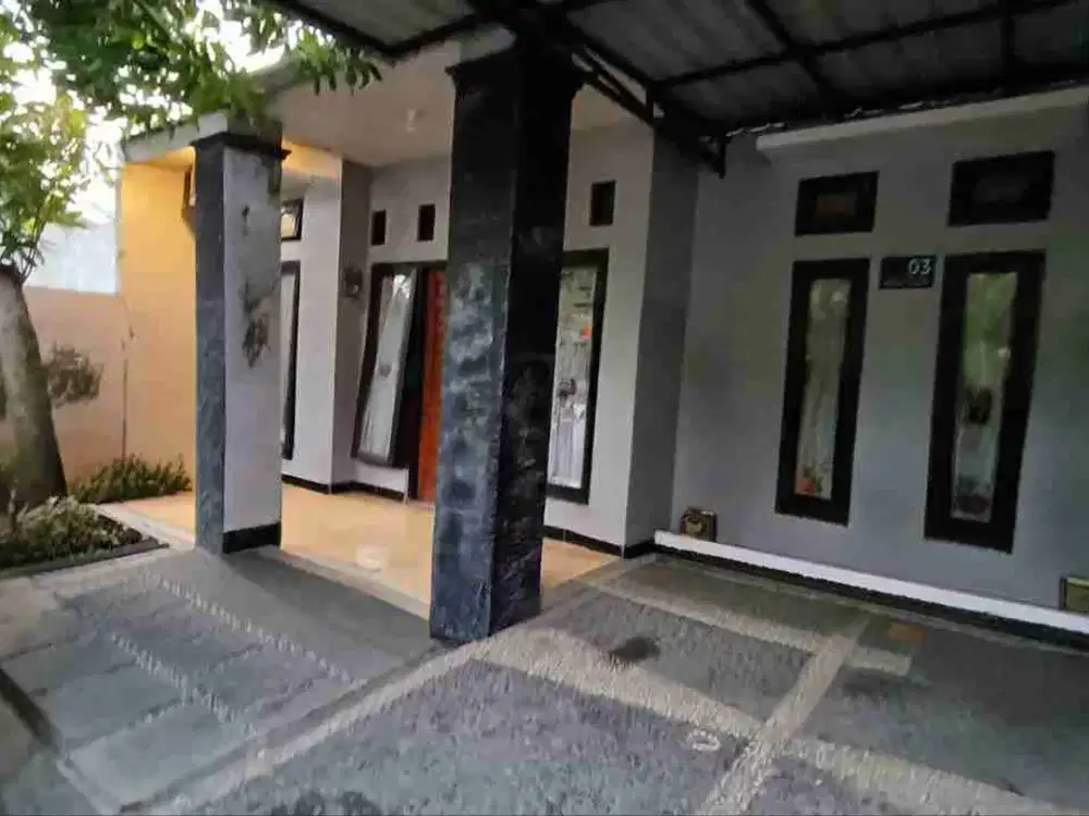 Jual Rumah Murah' Siap Huni Area Sumber Lingkungan Nyaman Area Strategis Dekat Exit Tol
